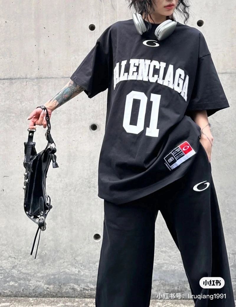 Thom Browne T-Shirts Cozy 174042
