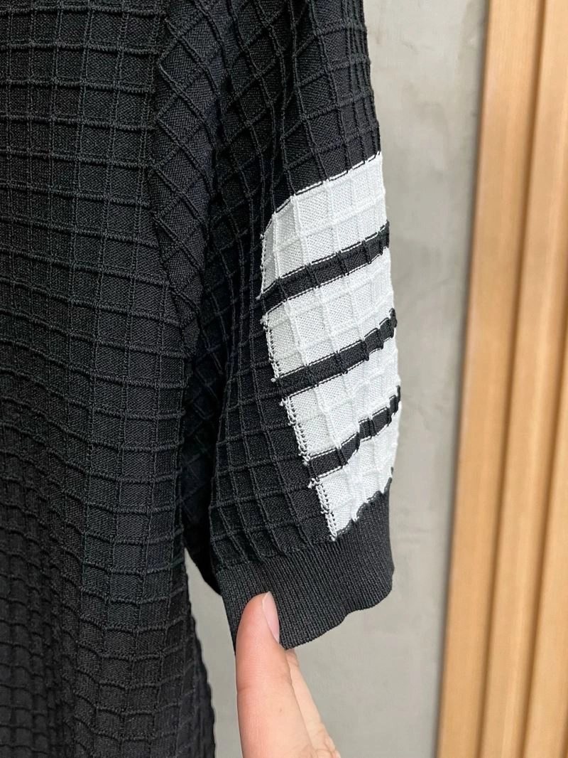 Thom Browne T-Shirts OnTrend 173924