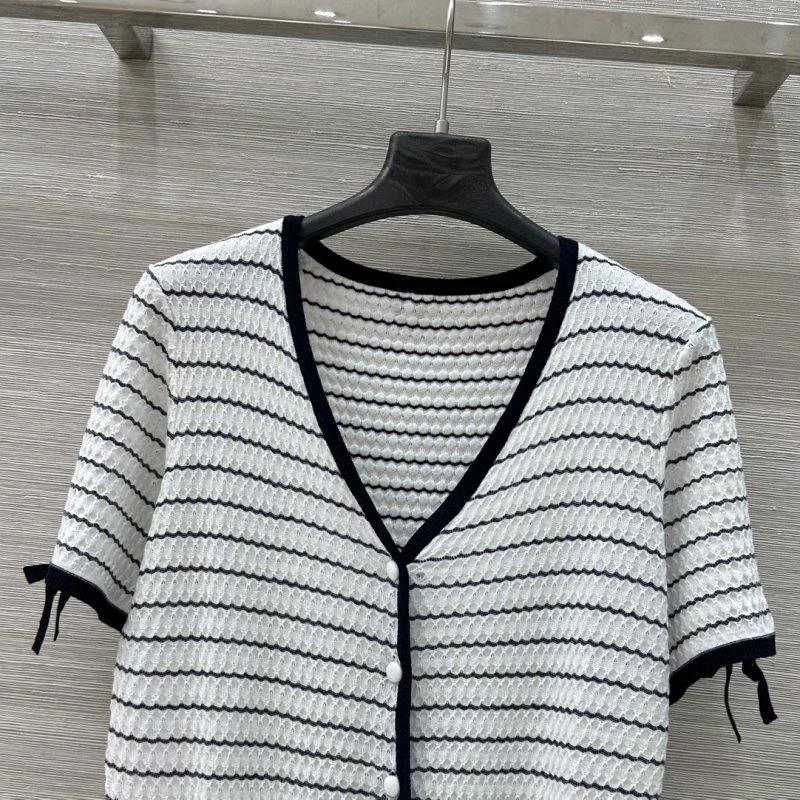 Minimalist Thom Browne T-Shirts 173328