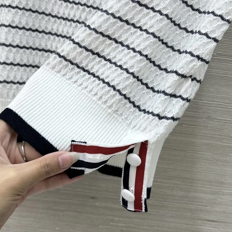 Minimalist Thom Browne T-Shirts 173328