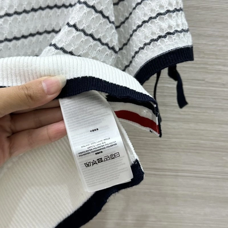 Minimalist Thom Browne T-Shirts 173328