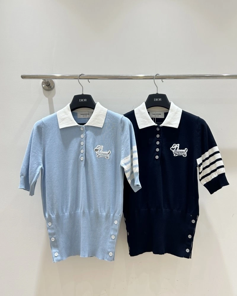 Thom Browne T-Shirts Fashionable 173407