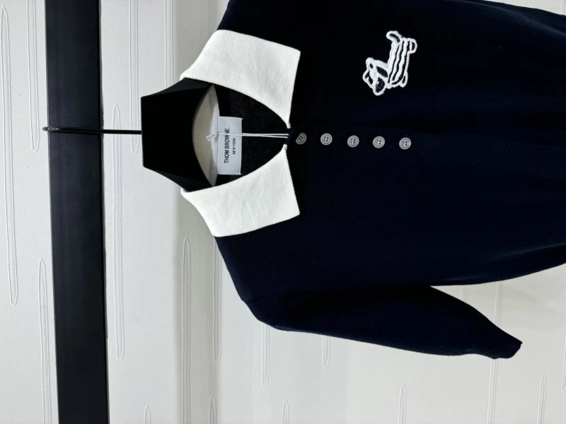 Thom Browne T-Shirts Youthful 173404