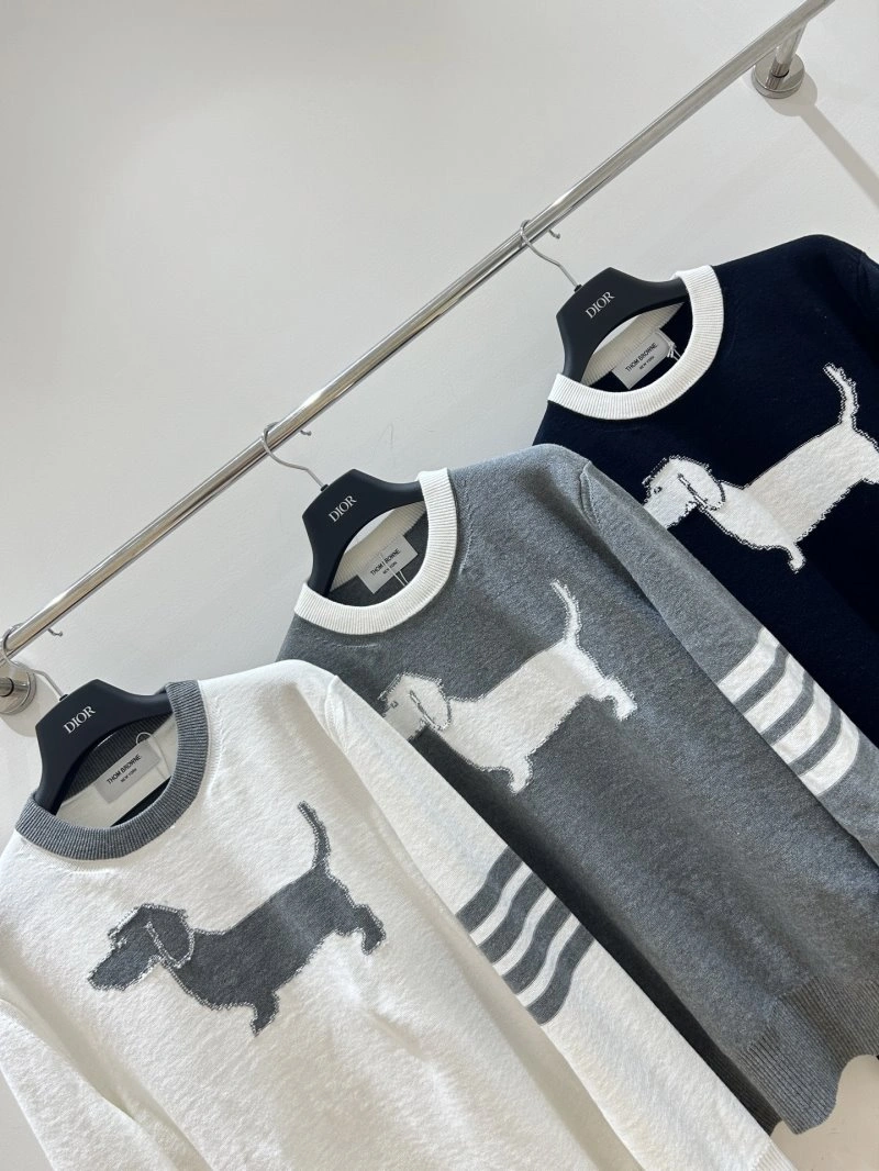 Seasonal Thom Browne T-Shirts 173397
