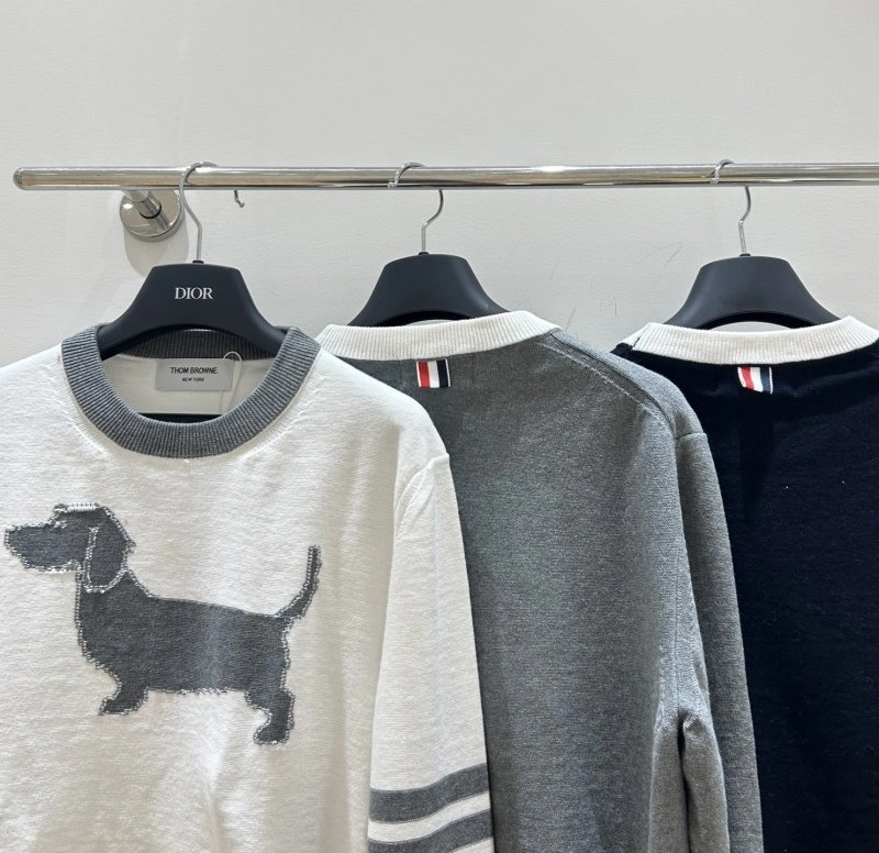 Seasonal Thom Browne T-Shirts 173397