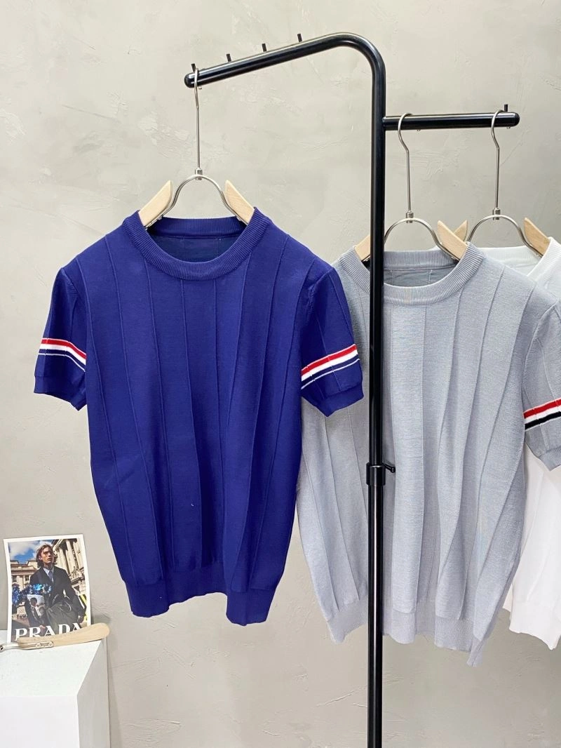 Resilient Thom Browne T-Shirts 173846