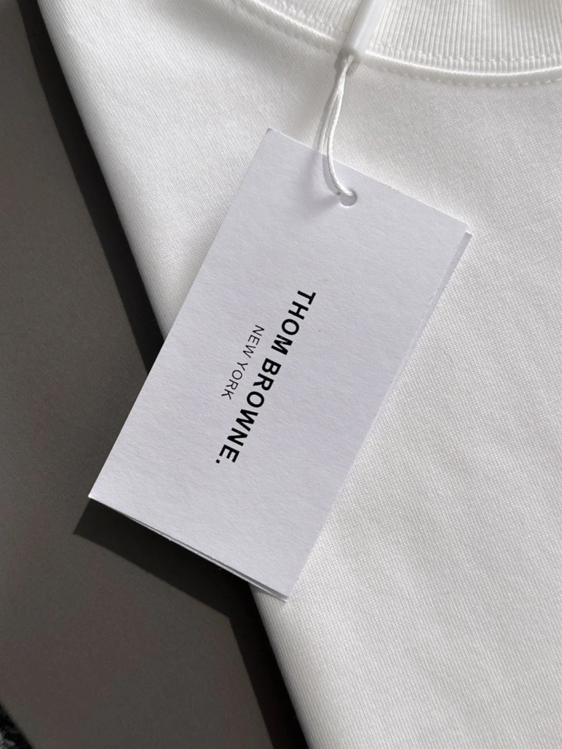 Thom Browne T-Shirts Fashionable 173840