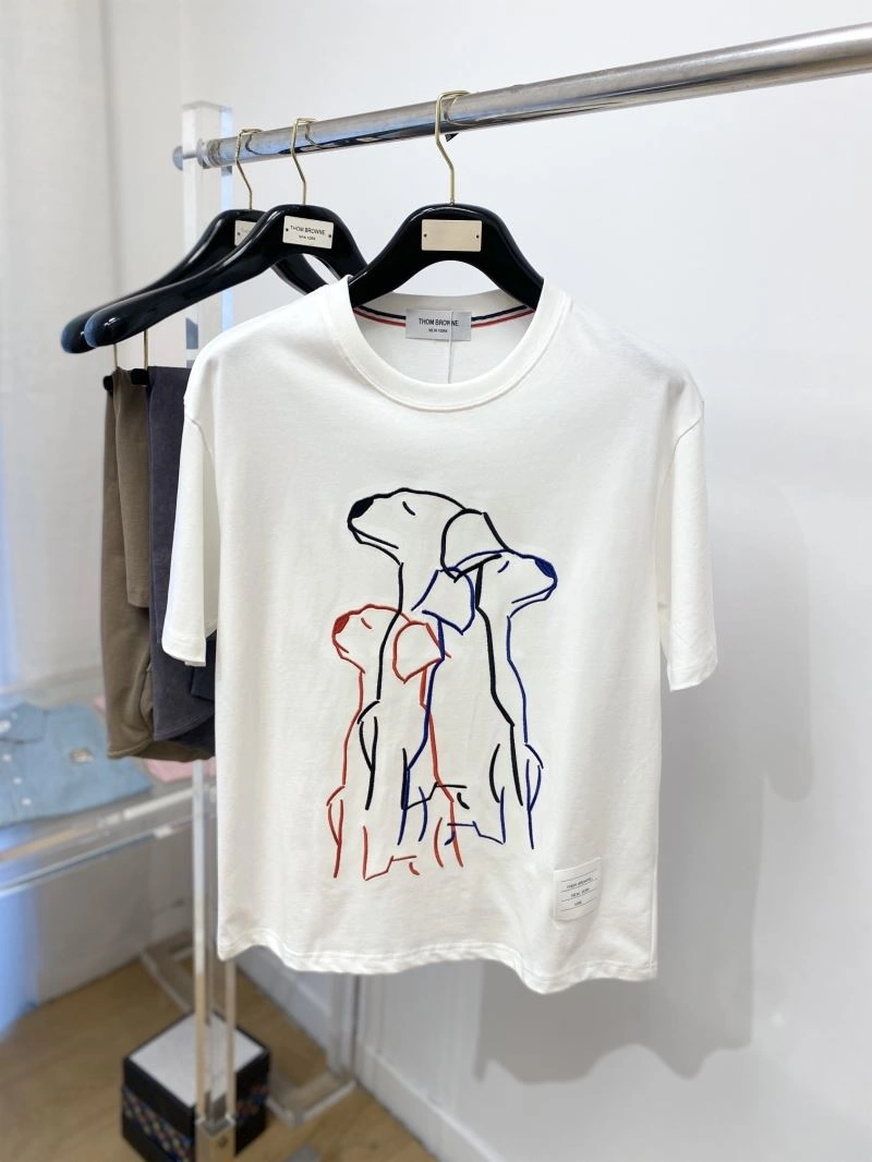 Modern Thom Browne T-Shirts 173828