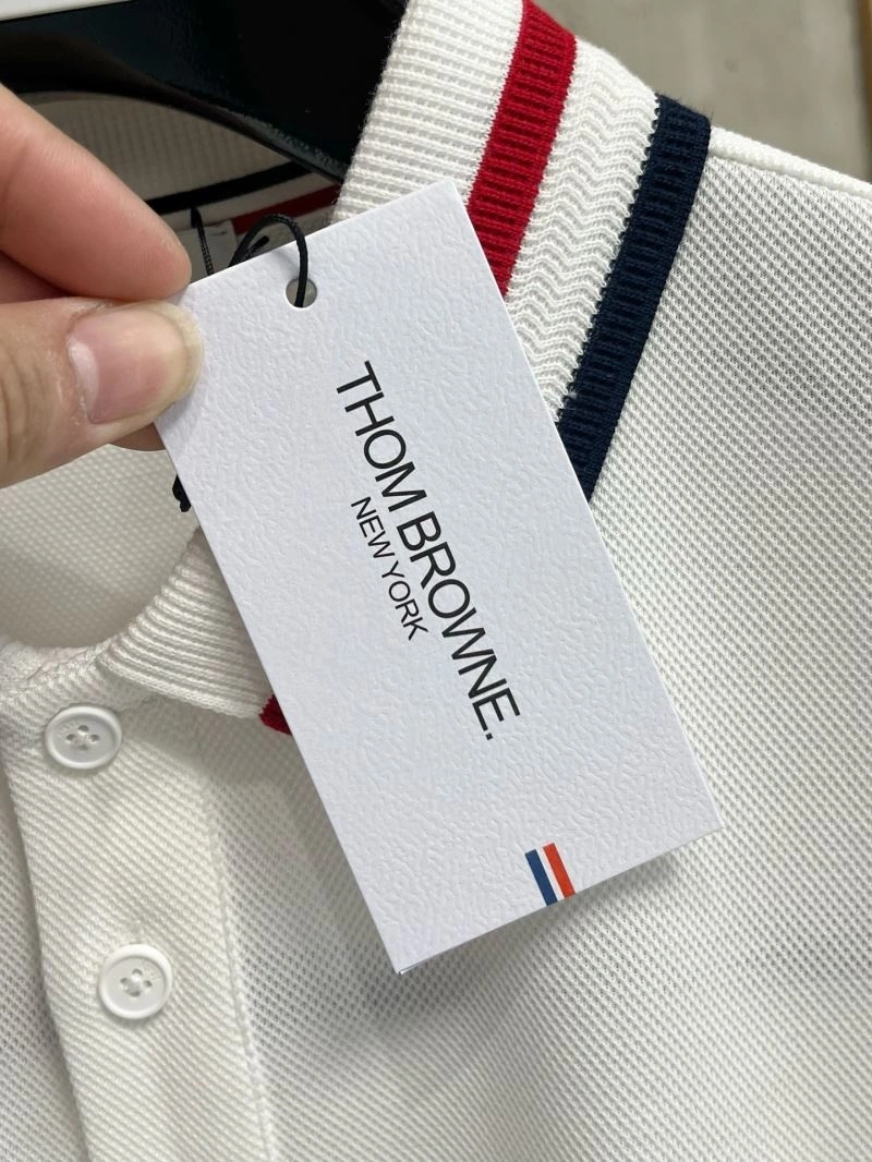 ModernLook Thom Browne T-Shirts 173738