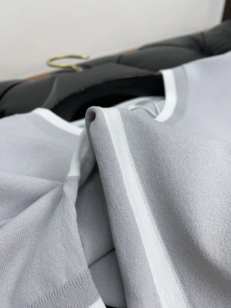 Contemporary Thom Browne T-Shirts 173721