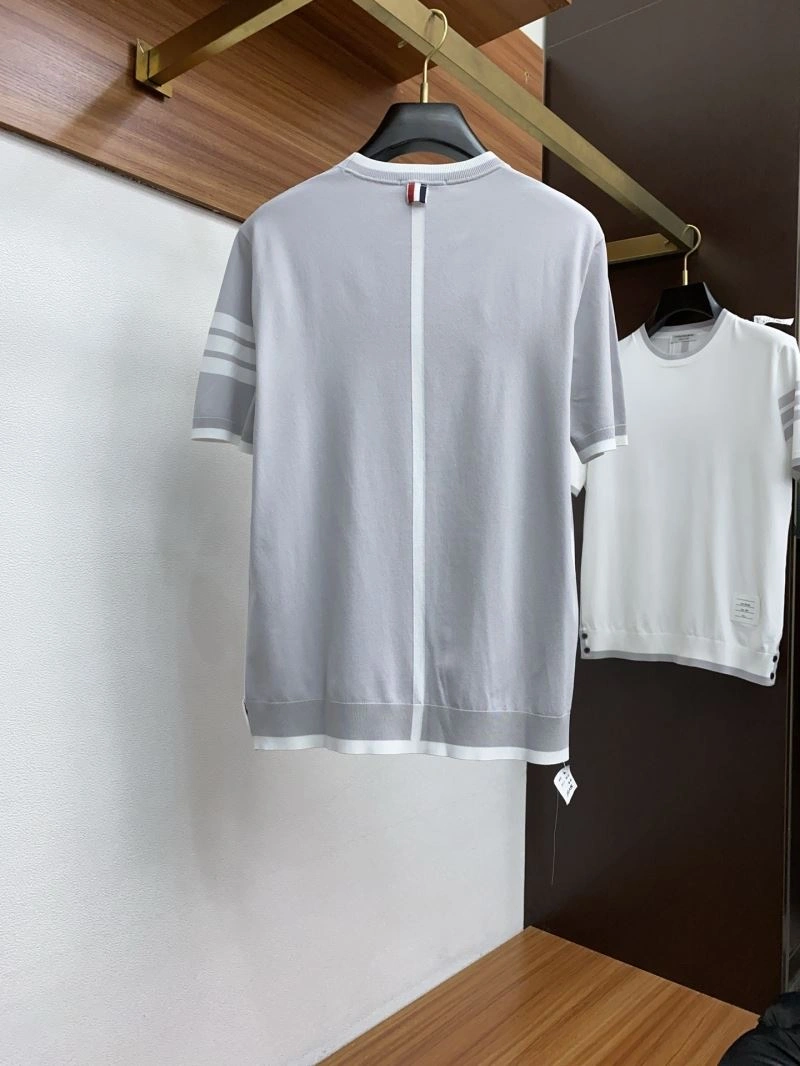 Contemporary Thom Browne T-Shirts 173721