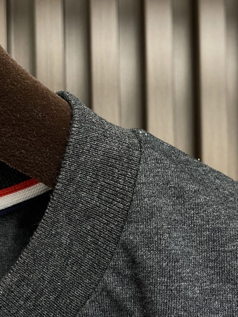 Effortless Thom Browne T-Shirts 173703