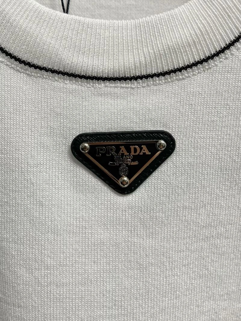Premium Thom Browne T-Shirts 173743