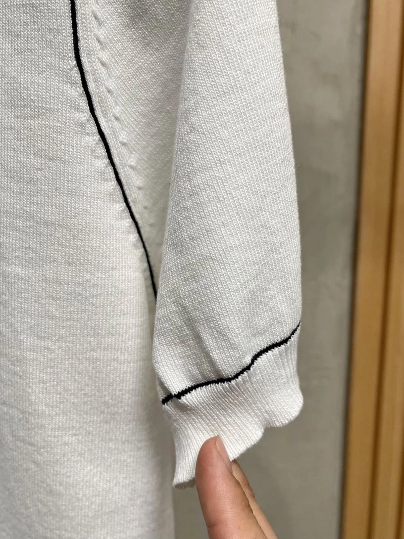 Premium Thom Browne T-Shirts 173743