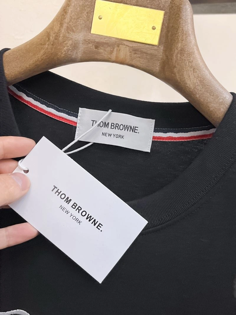 Thom Browne T-Shirts Comfortable 173696