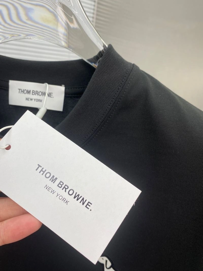 Thom Browne T-Shirts MoistureWicking 173690
