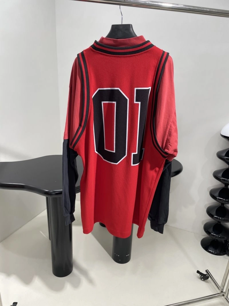 Thom Browne T-Shirts StreetReady 173459