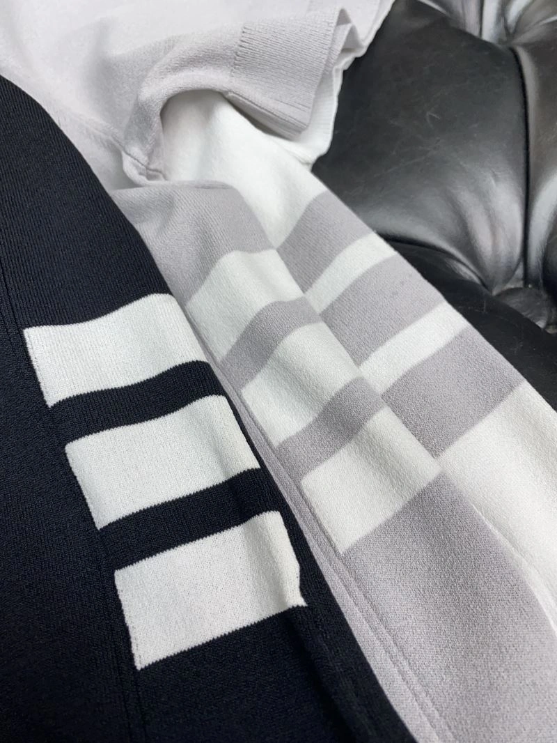 Thom Browne T-Shirts Affordable 173655