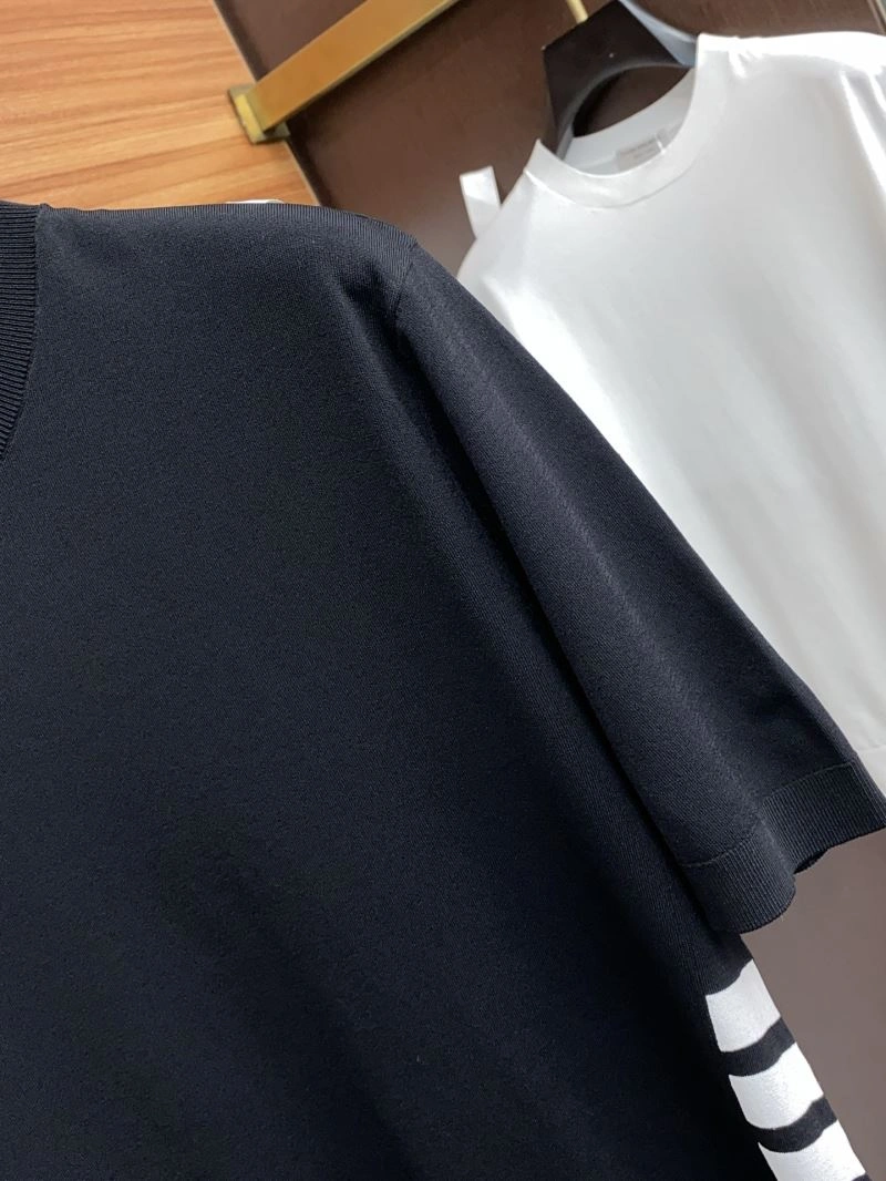 Thom Browne T-Shirts Supportive 173615