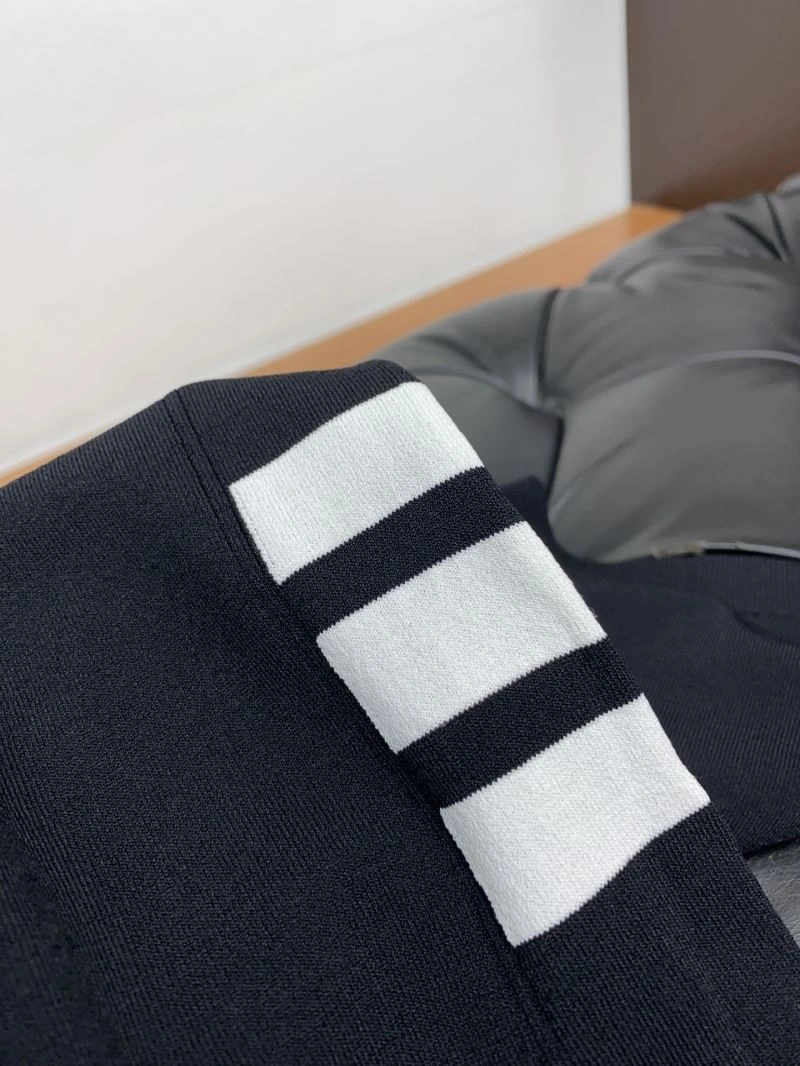 Thom Browne T-Shirts Supportive 173615