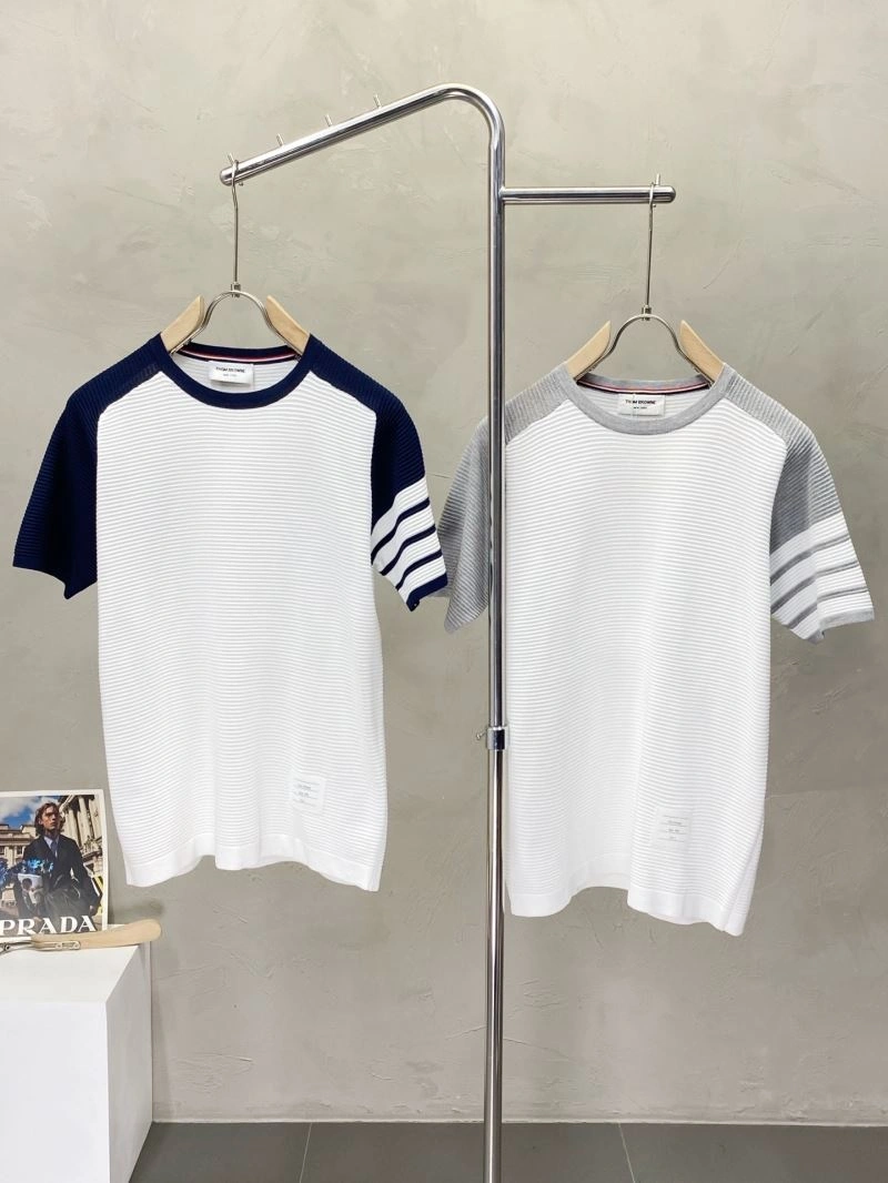 Sophisticated Thom Browne T-Shirts 173612