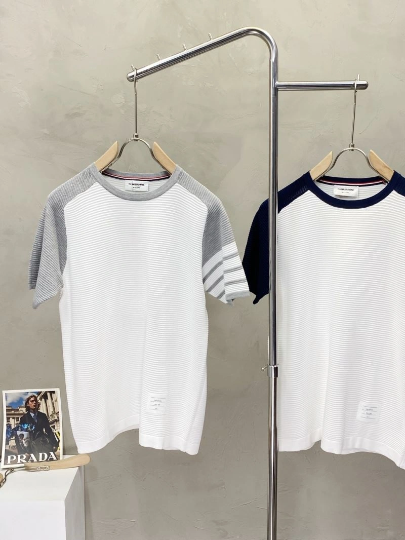 Sophisticated Thom Browne T-Shirts 173612