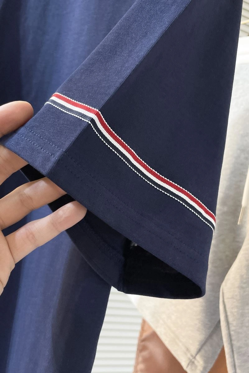 Casual Thom Browne T-Shirts 173600