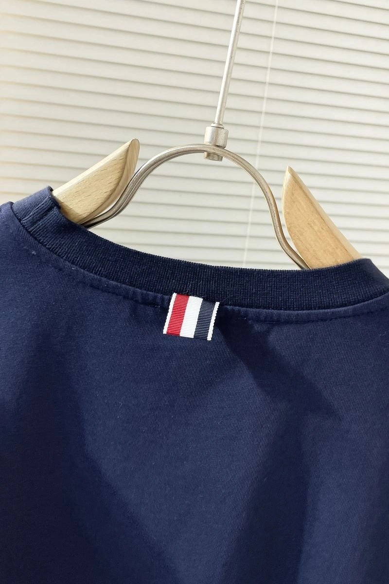Casual Thom Browne T-Shirts 173600
