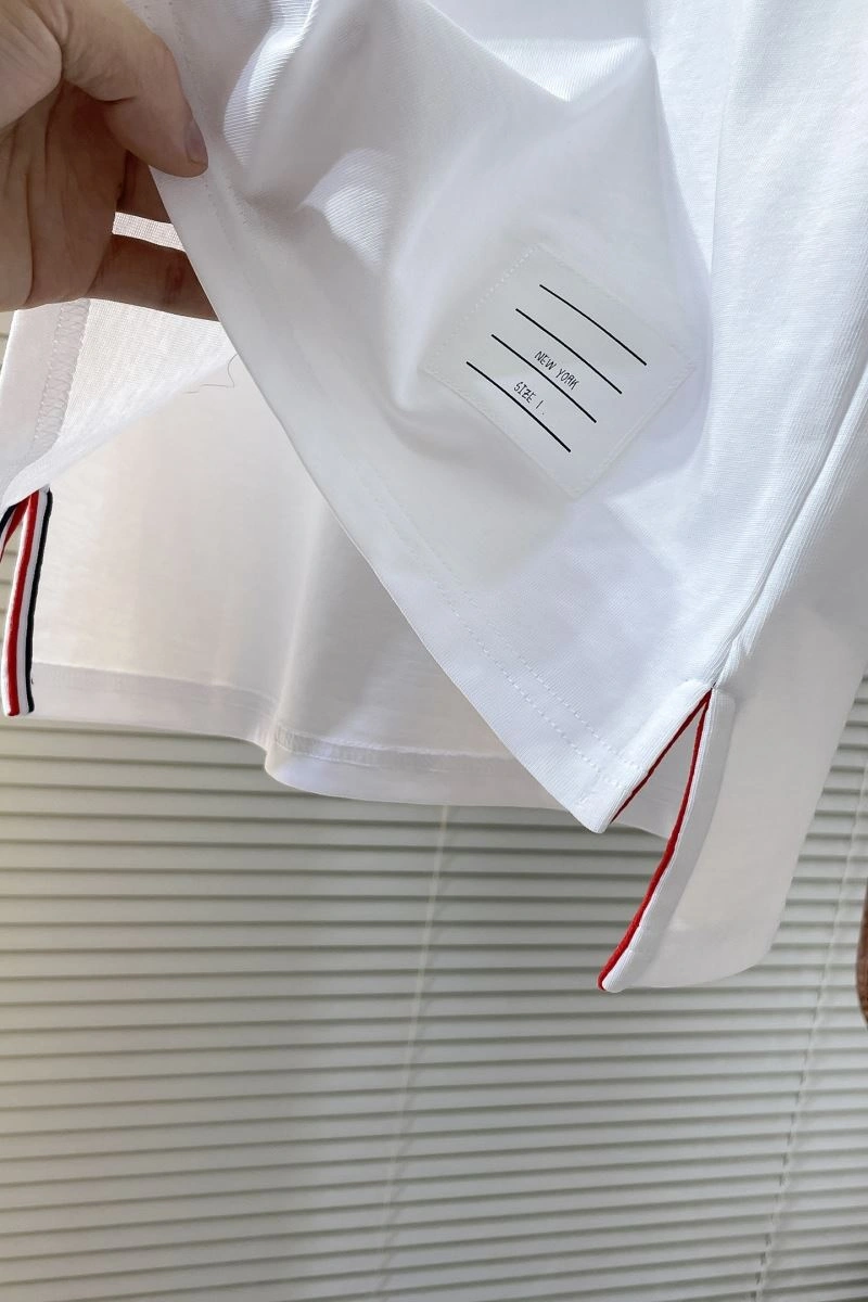 Sustainable Thom Browne T-Shirts 173599