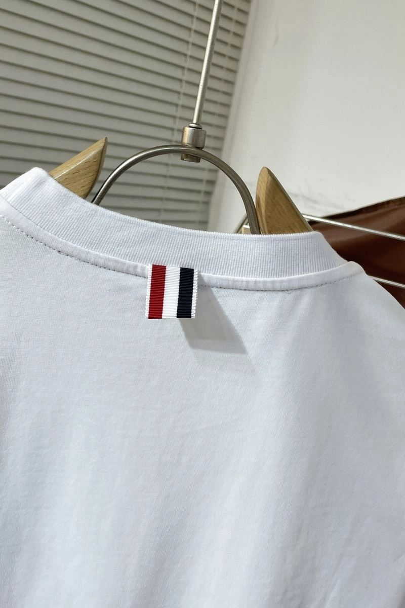 Sustainable Thom Browne T-Shirts 173599