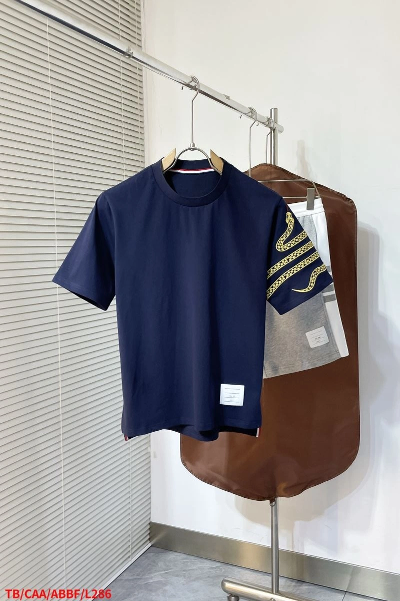 Thom Browne T-Shirts Durable 173598