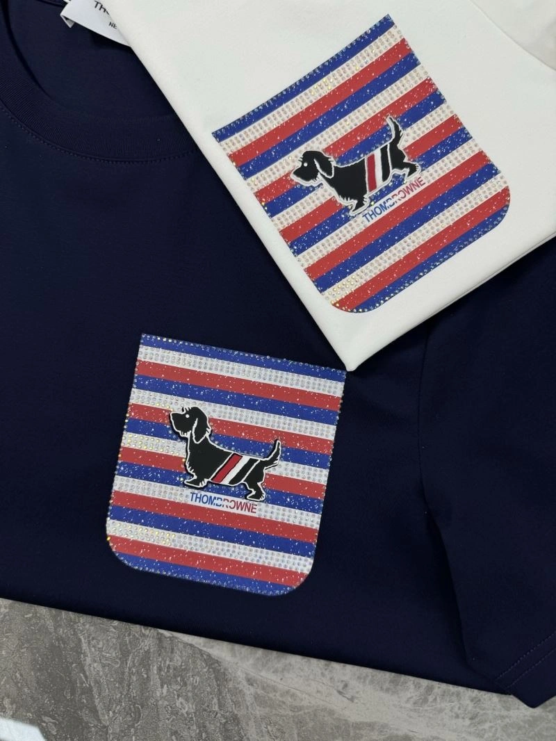 Thom Browne T-Shirts Stylish 173530
