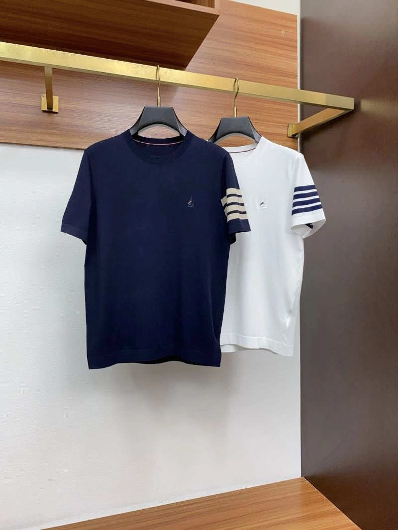 Thom Browne T-Shirts OnTrend 173520