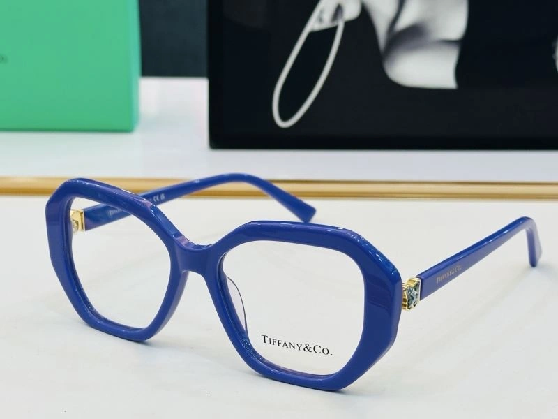 WellDesigned Tiffamy Sunglasses 282268