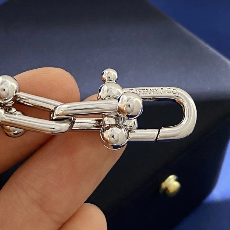 Tiffany Bracelets Lightweight 253854