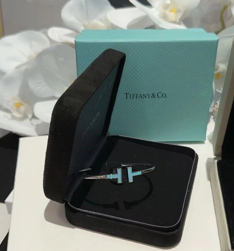 Sporty Tiffany Bracelets 253990