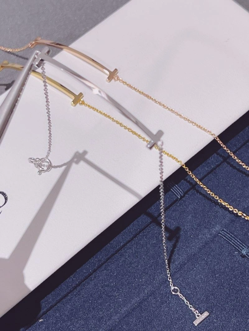 Minimalist Tiffany Bracelets 253979