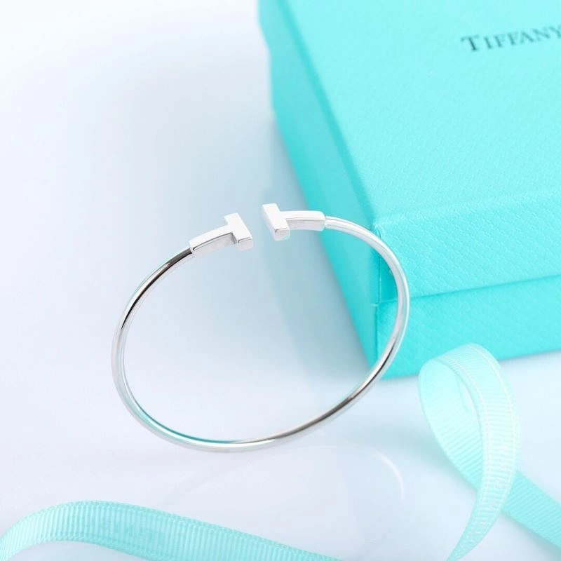 UrbanChic Tiffany Bracelets 253978