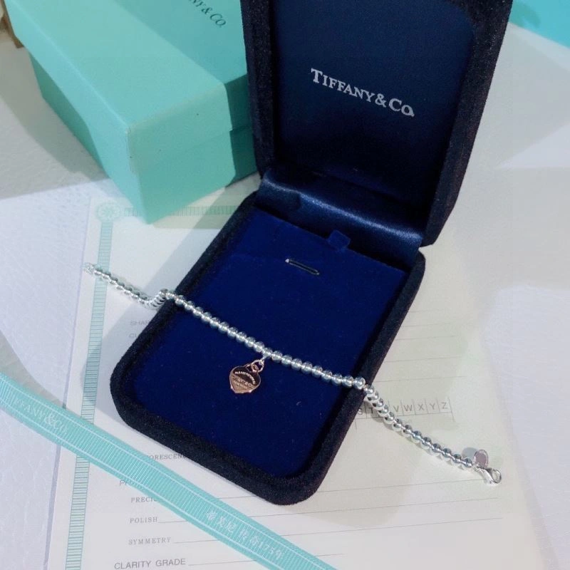 EyeCatching Tiffany Bracelets 253951