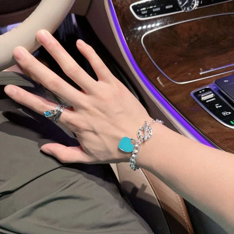 Tiffany Bracelets Sleek 253844