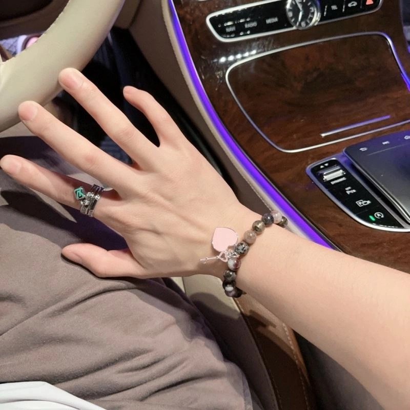 Neat Tiffany Bracelets 253788