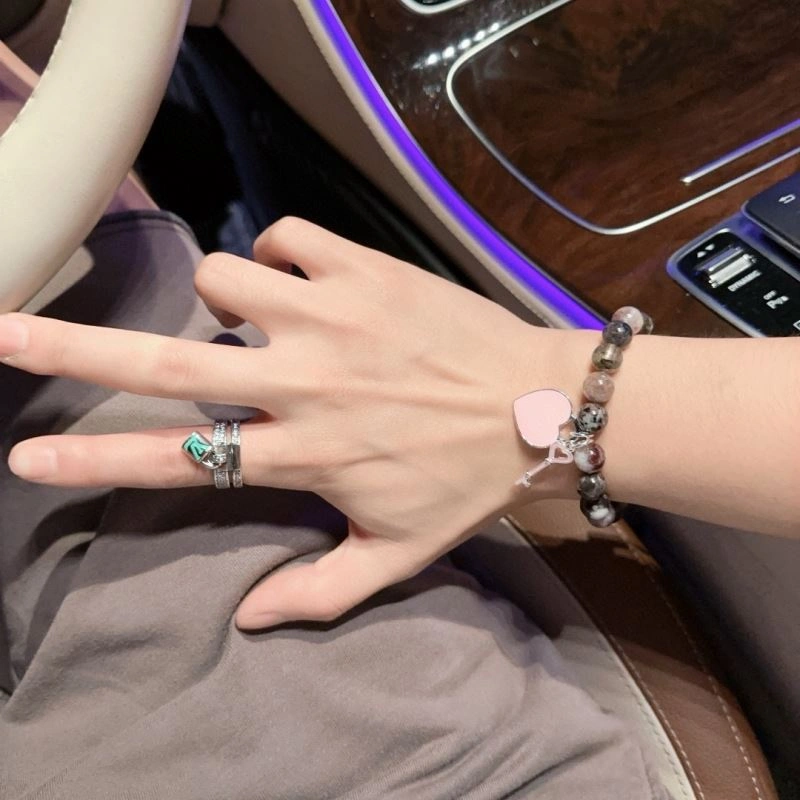 Neat Tiffany Bracelets 253788