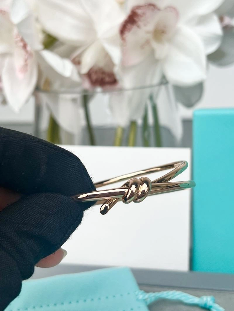 Tiffany Bracelets MoistureWicking 253789