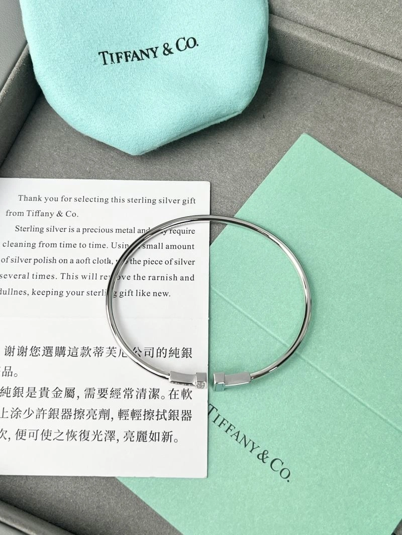 Tiffany Bracelets Minimalist 253810