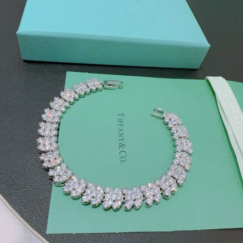 BestValue Tiffany Bracelets 253641