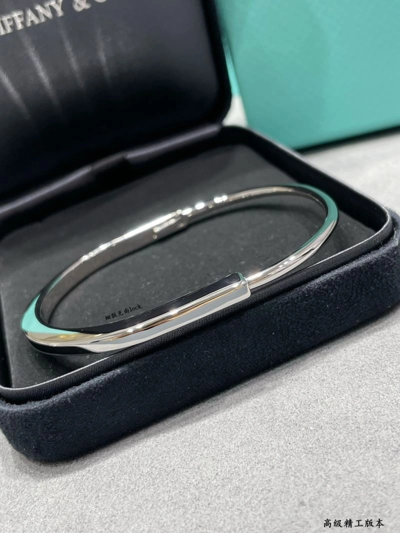 Seasonal Tiffany Bracelets 253538