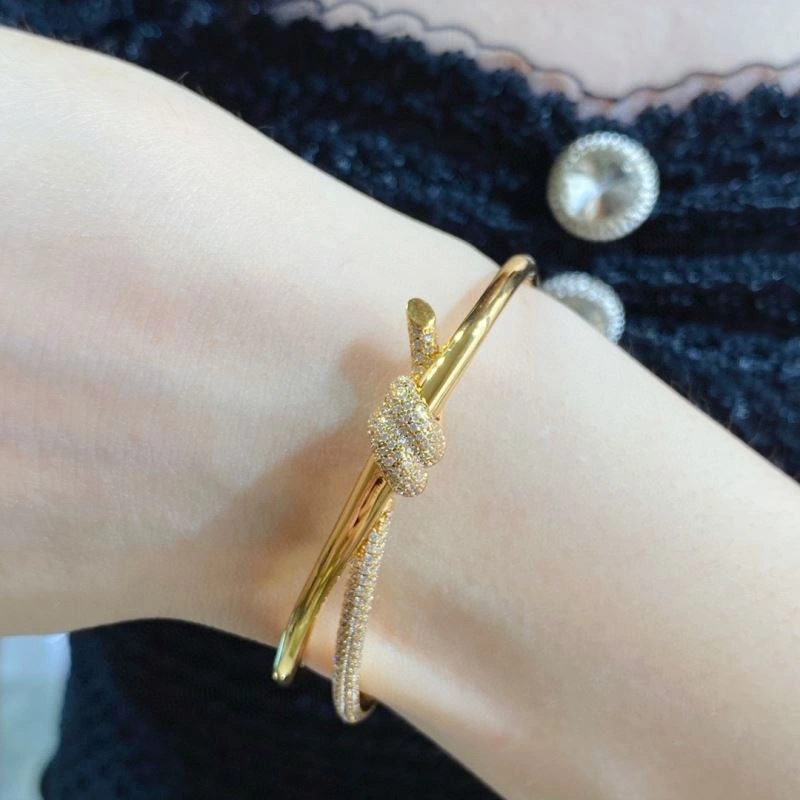 Chic Tiffany Bracelets 253430