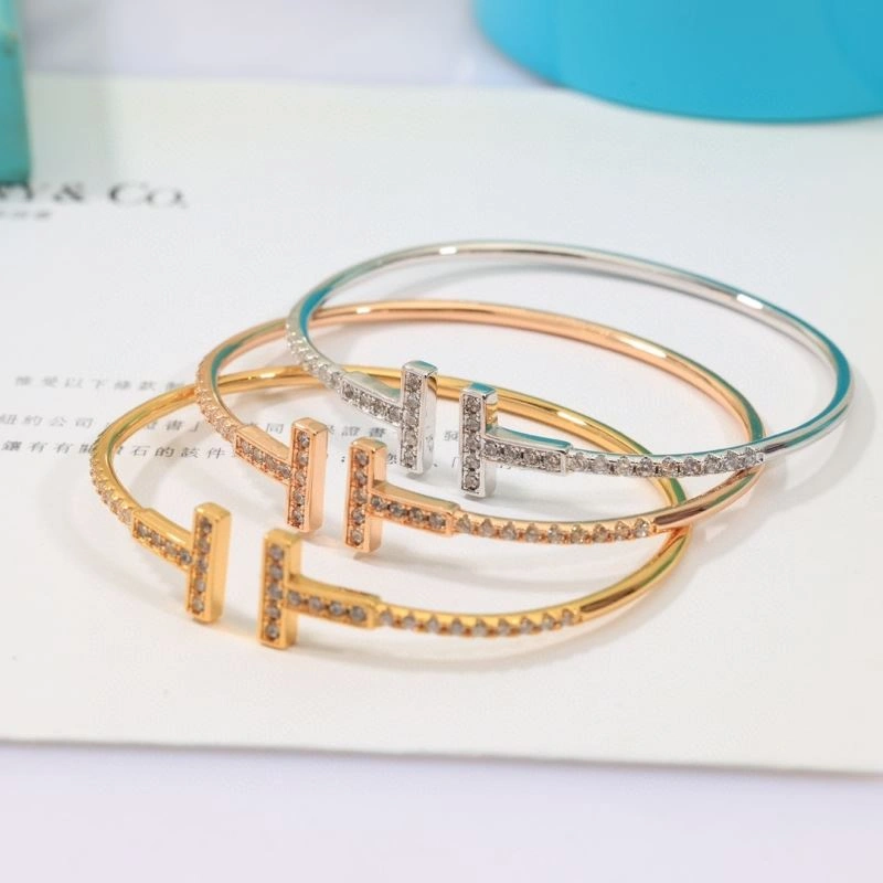 Compact Tiffany Bracelets 253415