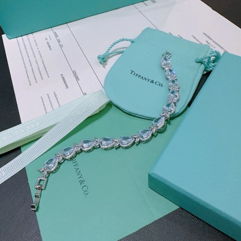 Classic Tiffany Bracelets 253405