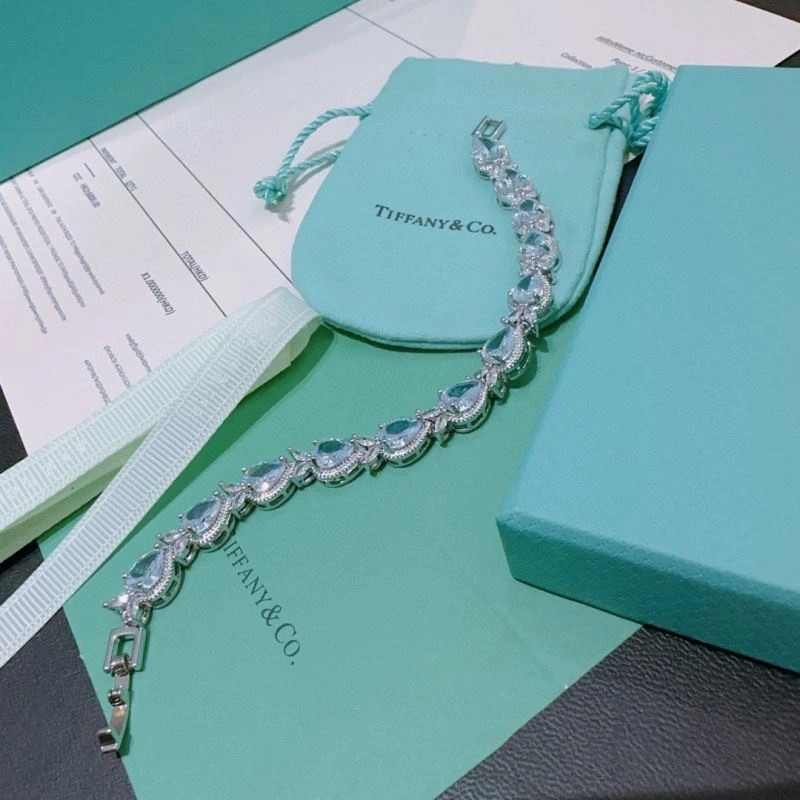 Classic Tiffany Bracelets 253405